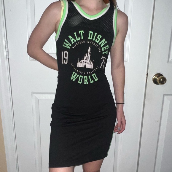 Disney Dresses & Skirts - Walt Disney World 1971 Graphic Black Bodycon Dress